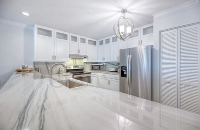 Luxury Villa Photo #6