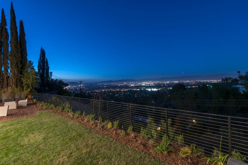 Skyline Luxury Haven