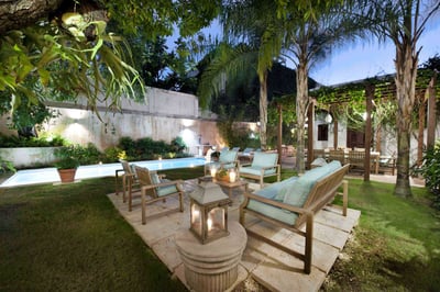 Luxury Villa Photo #2