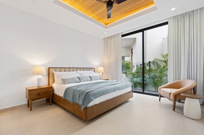 Luxury Villa Photo #21