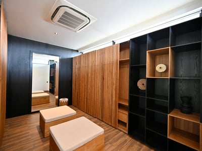 Luxury Villa Photo #30