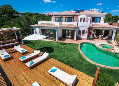 Luxury Villa Photo #3