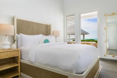 Luxury Villa Photo #35