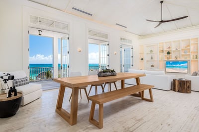 Luxury Villa Photo #15