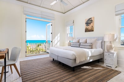 Luxury Villa Photo #19