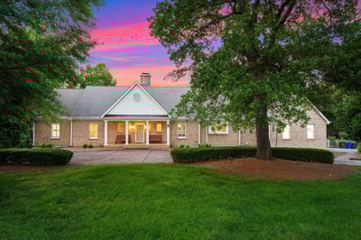 Luxury Villa Photo #16