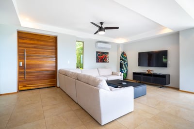 Luxury Villa Photo #28