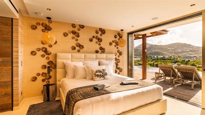 Luxury Villa Photo #50