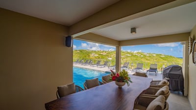 Luxury Villa Photo #24