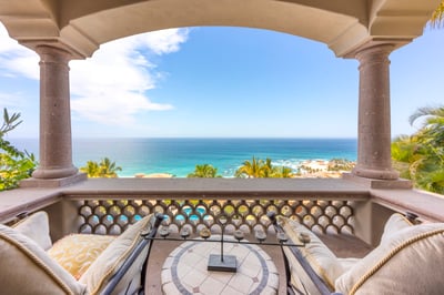 Luxury Villa Photo #59