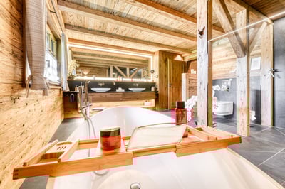 Luxury Villa Photo #26