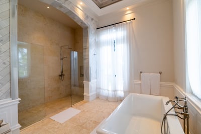 Luxury Villa Photo #22