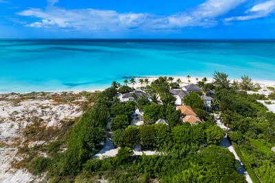Luxury Villa Photo #7