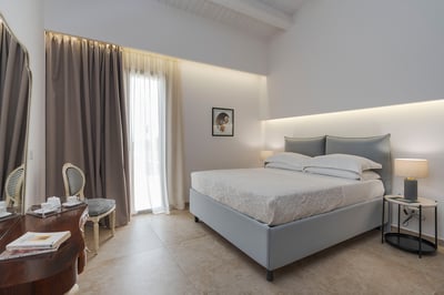 Luxury Villa Photo #59