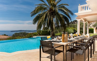 Luxury Villa Photo #9