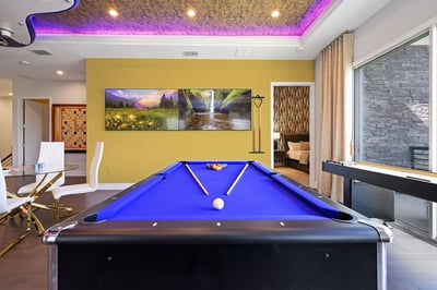 Luxury Villa Photo #22