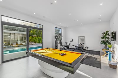 Luxury Villa Photo #30
