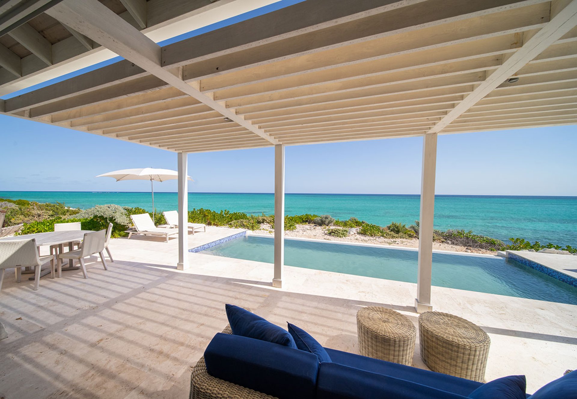 Three Bedroom Oceanfront Coral Villa - 2