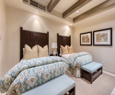 Luxury Villa Photo #22