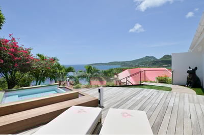 Luxury Villa Photo #13