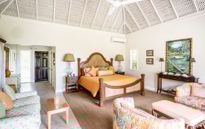 Luxury Villa Photo #14