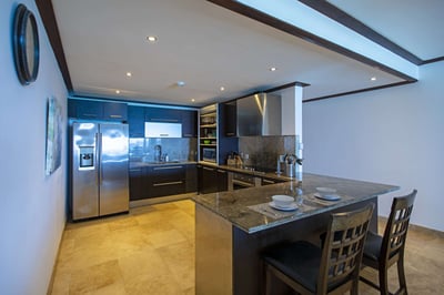 Luxury Villa Photo #7