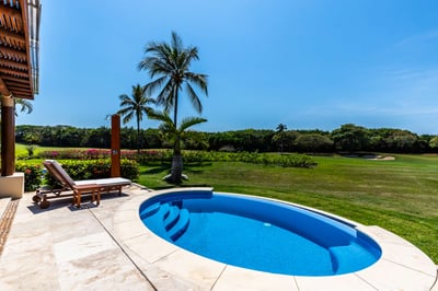 Luxury Villa Photo #5