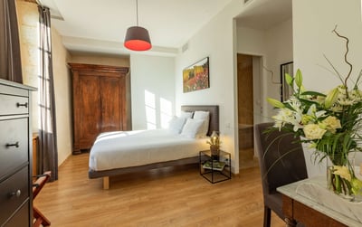 Luxury Villa Photo #16