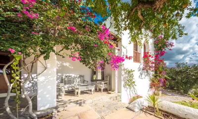 Luxury Villa Photo #9
