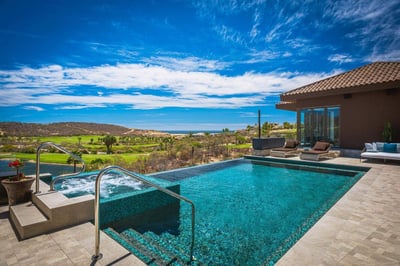 Luxury Villa Photo #8