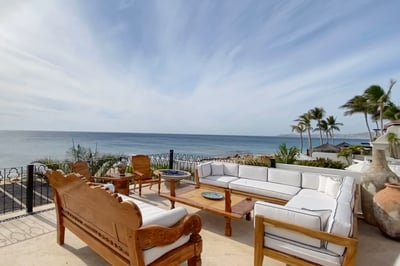 Luxury Villa Photo #10