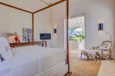 Luxury Villa Photo #30