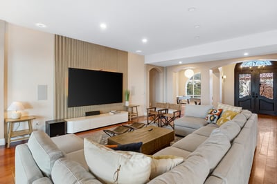 Luxury Villa Photo #24