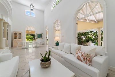 Luxury Villa Photo #20