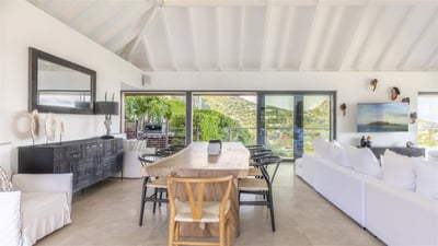 Luxury Villa Photo #35