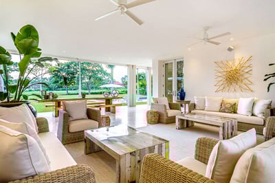 Luxury Villa Photo #12