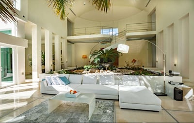 Luxury Villa Photo #10