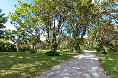 Luxury Villa Photo #5