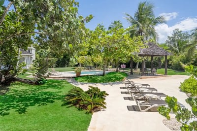 Luxury Villa Photo #7