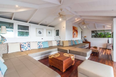 Luxury Villa Photo #9