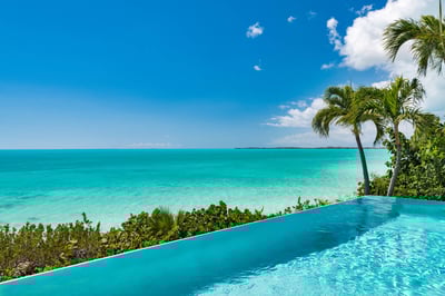 Luxury Villa Photo #16
