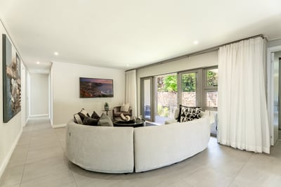 Luxury Villa Photo #37