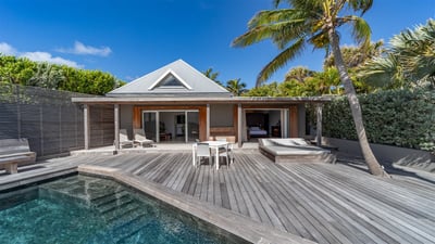 Pool & Terrace