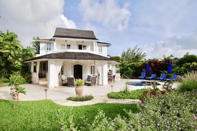 Luxury Villa Photo #3