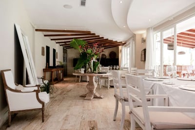 Luxury Villa Photo #10