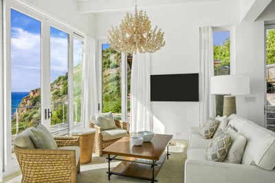 Luxury Villa Photo #7