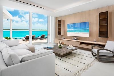 Luxury Villa Photo #25