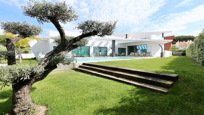 Luxury Villa Photo #2