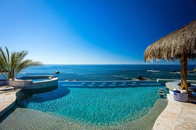 Luxury Villa Photo #19