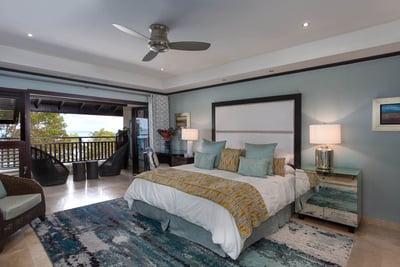 Luxury Villa Photo #12